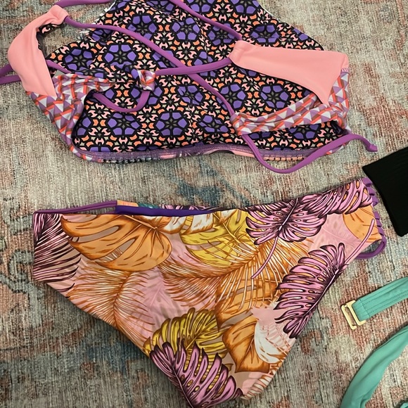 Maaji Halter Bikini - XL top (fits like medium) and small bottom. - Picture 2 of 3